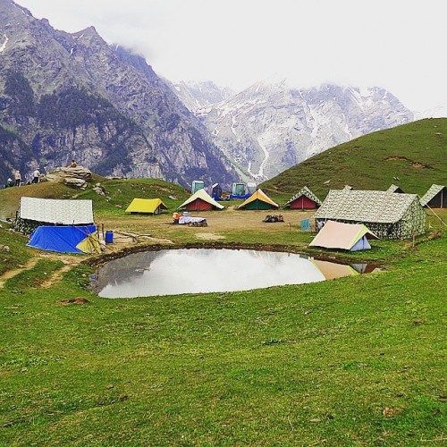 Enroute Hampta Pass, Himachal Pradesh