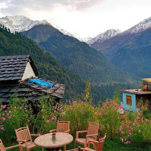 A village at the end of the Parvati Valley in Himachal Pradesh, Tosh is situated at a height of 7,874ft and leads to the beautiful Pin Parvati Pass
