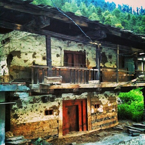 An old 2 story House in Manali