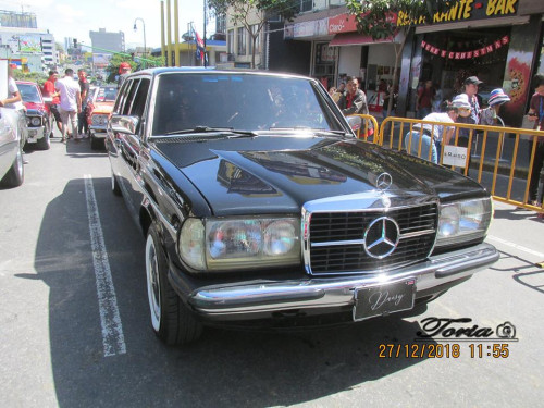 2018-COSTA-RICA-CARNIVAL-PARADE-MERCEDES-LIMOUSINE-CCC13a5b12ddff3b334.jpg