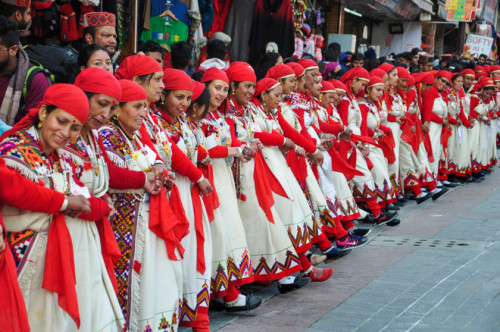 Kullvi natti draws crowds on Day 2 of Manali carnival
