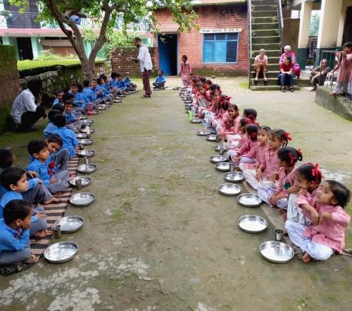 Midday Meal  ... for the students of primary schools in Himachal