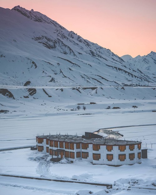 building is actually a school. The Spiti river behind it
is almost completely covered up by winter snow