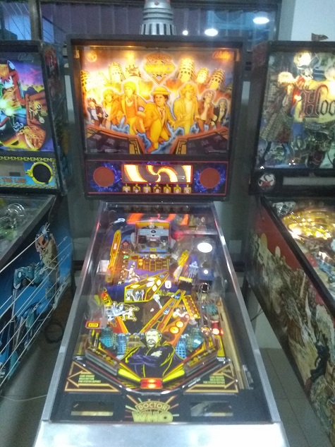 COSTA-RICA-1992-BALLY-DOCTOR-WHO-PINBALL-MACHINE3be591f8f7d75052.jpg