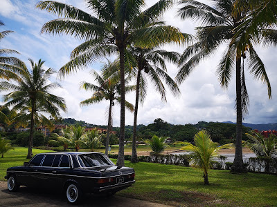 COSTA-RICA-BEACH-PARADISE.-MERCEDES-LIMOUSINE-W123-LANG30ed7105bdee2baf.jpg