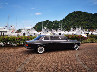 COSTA-RICA-MARINA-AND-MERCEDES-LIMOUSINEea150e9cdc51da4c.jpg