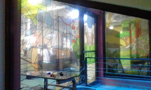 COSTA-RICA-STAINED-GLASS-ART-OUTSOURCING74b829a56a9f88de.jpg