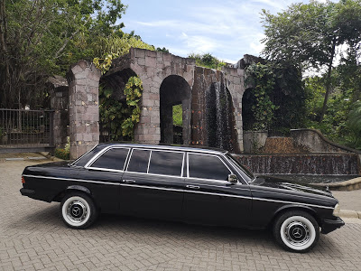 LOS-SUENOS-WATERFALL-COSTA-RICA.-MERCEDES-LIMOUSINE-W123a1f8490121316fff.jpg