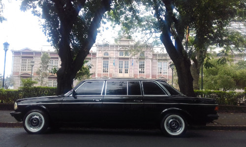 LWB-LANG-LIMOUSINE-TOURS-jardin-de-paz-Edificio-Metalico-SAN-JOSE22be0432ff7c2d86.jpg