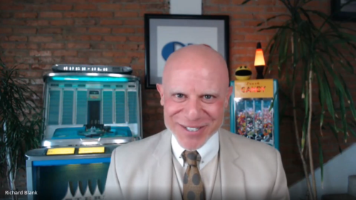 On-Passion-on-Purpose-Leaders-on-Center-Stage-podcast-guest-Richard-Blank-Costa-Ricas-Call-Center89c94117842450e0.png