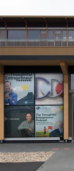 The-thoughful-entrepreneur-podcast-B2B-guest-Richard-Blank-Costa-Ricas-Call-Center37ad46dd26a9079f.jpg