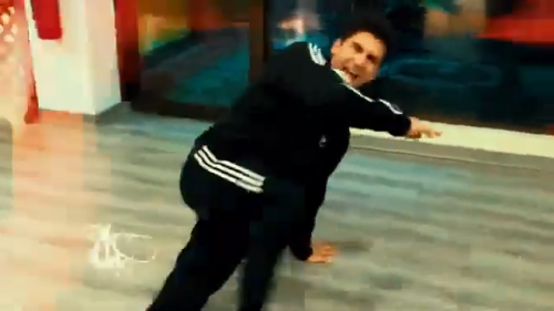 Yeik-Lawson-Rodriguez-Costa-Ricas-Call-Center-Rap-Breakdancing-commerical-727180636573abd96.png
