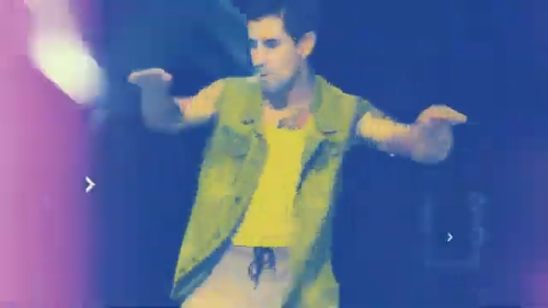 Yeik-Lawson-Rodriguez-Costa-Ricas-Call-Center-Rap-Breakdancing-commericalcf814e680836b957.png